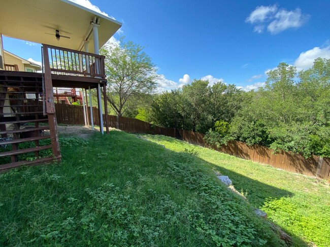 Building Photo - Move In Ready Home in Wolf Creek!