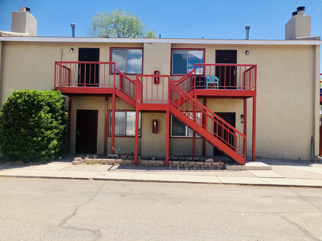 Primary Photo - 1225 Menaul Blvd NW