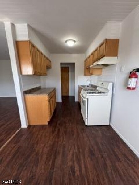 Building Photo - 270 Bloomfield Ave