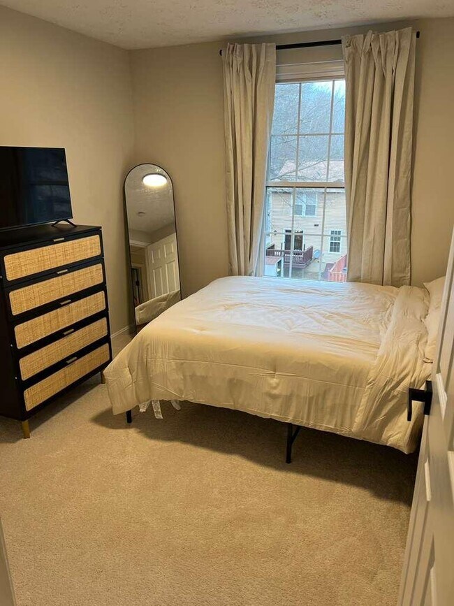 Photo - 442 Shady Glen Dr Townhome