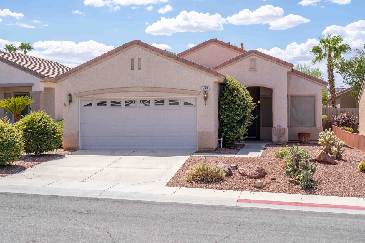 Primary Photo - 543 Towering Vista Pl