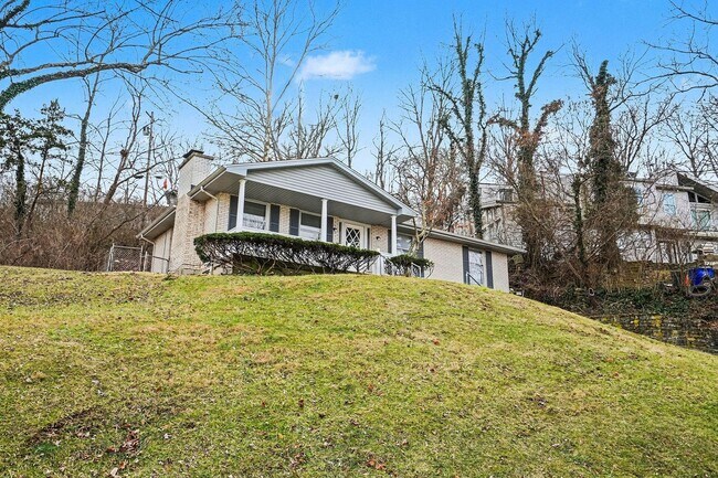 Foto del edificio - Newly Renovated 3 Bed 2 Bath Home!