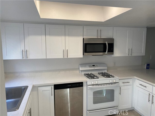 Foto del edificio - 622 N Howard St