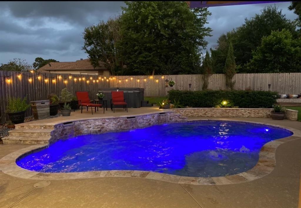 Foto principal - 9820 W Shore Dr
