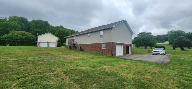 Foto del edificio - 1714 Bend View Ln