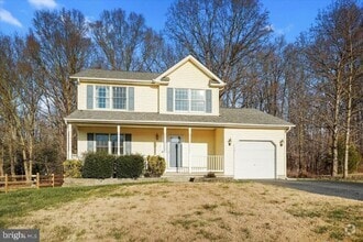 Building Photo - 200 Highland Dr