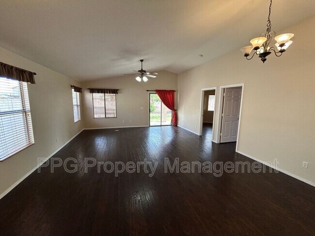 Foto del edificio - 16265 N 138th Ave