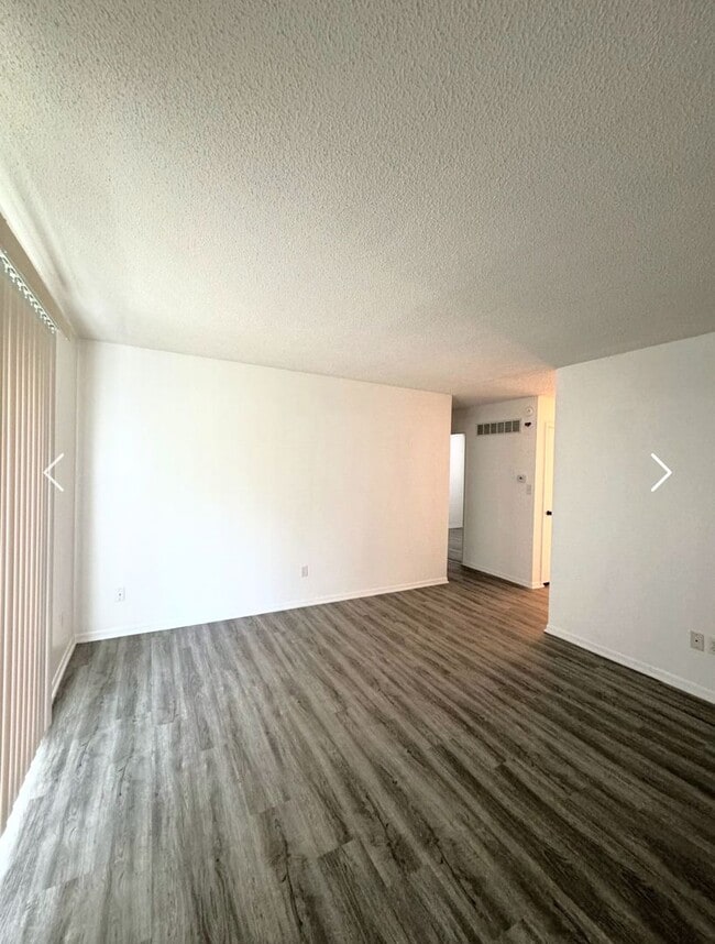 Building Photo - Cozy 2 bedroom, 1 bath in Independence!
