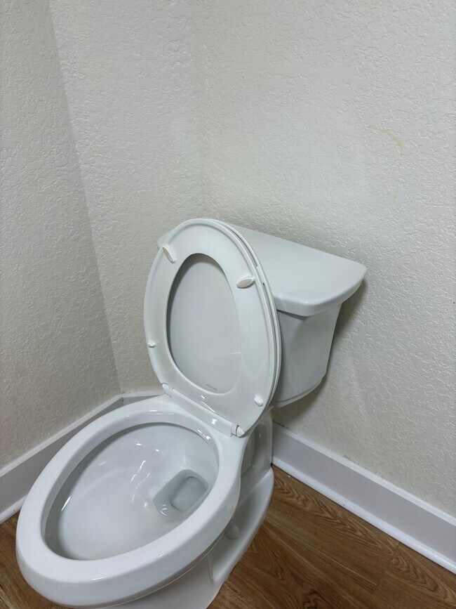 Foto del edificio - 4 Bedroom 3 Bath Home in Kill Devil Hills Available for Yearly Lease