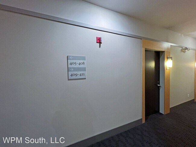 Building Photo - 1 br, 1 bath House - 720 Queen Anne Ave N,...
