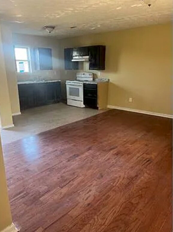 Building Photo - 808 N Gap Loop