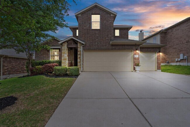 Building Photo - 4211 Woodhaven Trail