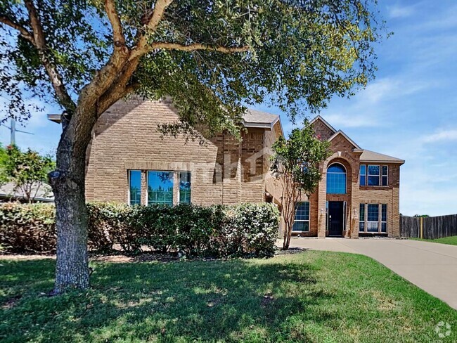 Building Photo - 704 Rolling Hills Ln