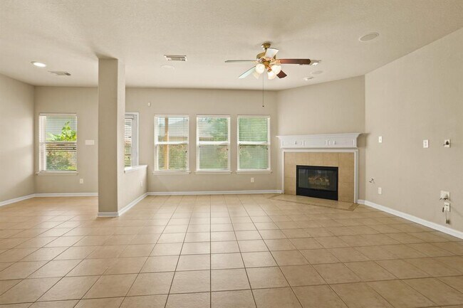 Building Photo - 13014 Ferry Cove Ln