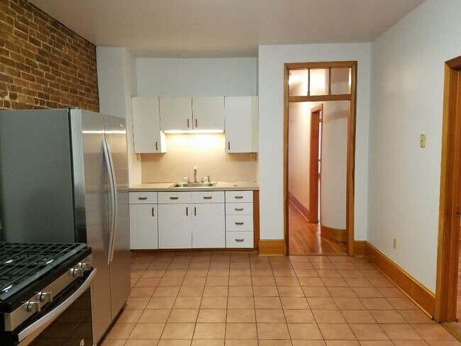 Foto del edificio - 123 Beacon St
