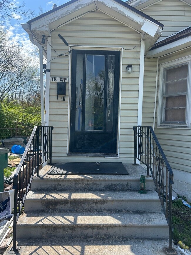 Building Photo - 1847 N 56th St