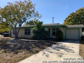 Building Photo - 111 Laddie Pl