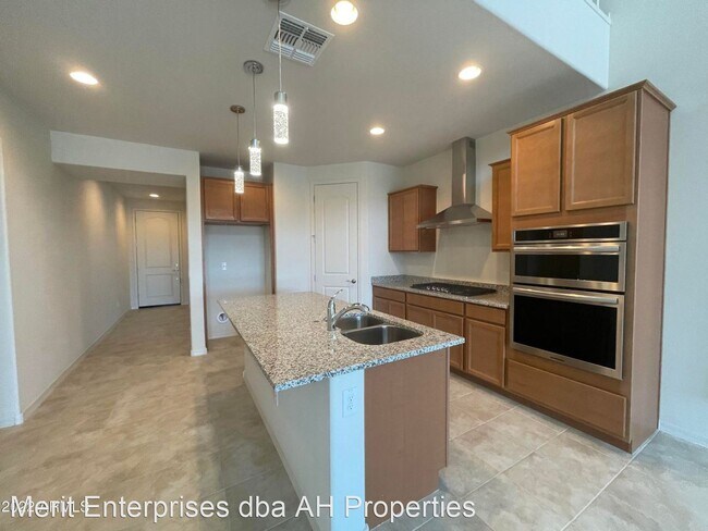 Foto del edificio - 4 br, 3.5 bath House - 19835 W RANCHO DRIVE