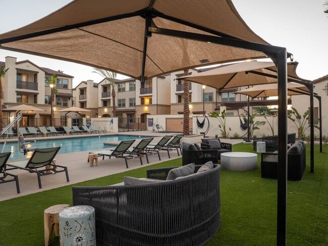 Foto del edificio - The Kingsley Luxury Apartments