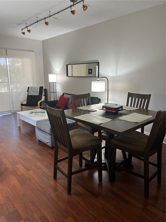 Foto del edificio - 8838 Coral Palms Ct