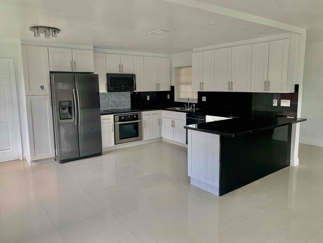 Foto del edificio - 9798 SW 158th St