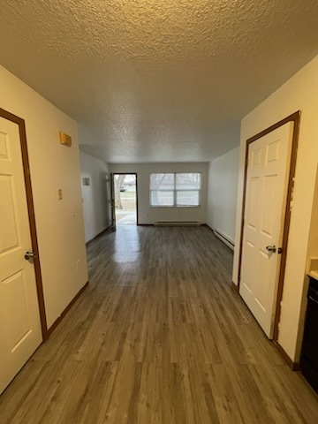 Primary Photo - 615 S Summit St
