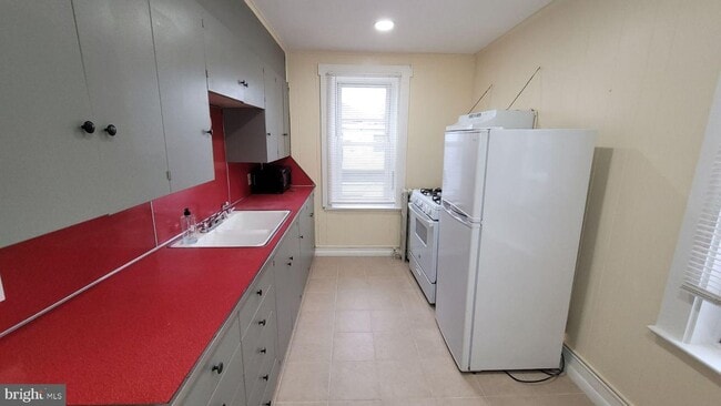 Foto del edificio - 838 Fairmount Ave