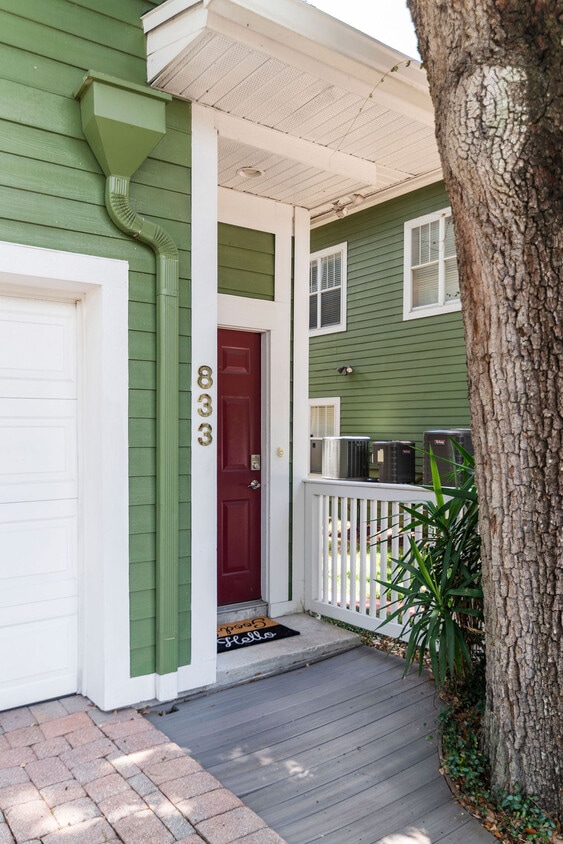 833 N Fern Creek Ave, Orlando, FL 32803 Townhome Rentals in Orlando