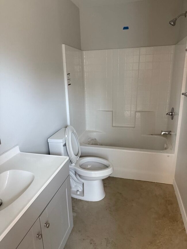 Building Photo - 801 Ritchie St