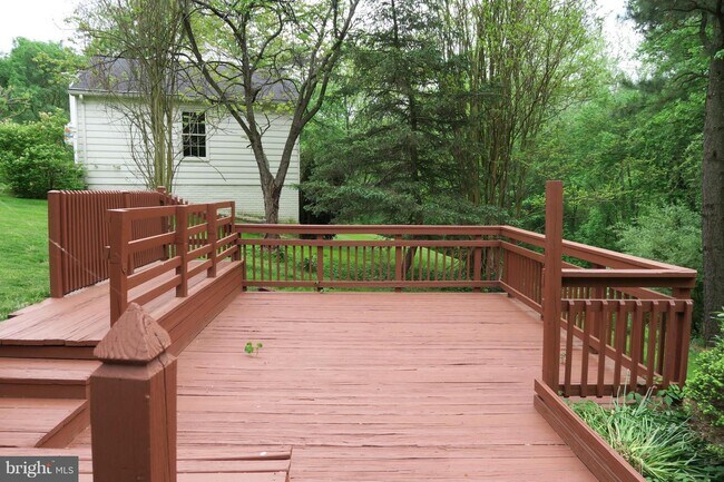 Building Photo - 10295 Dunn Meadow Rd