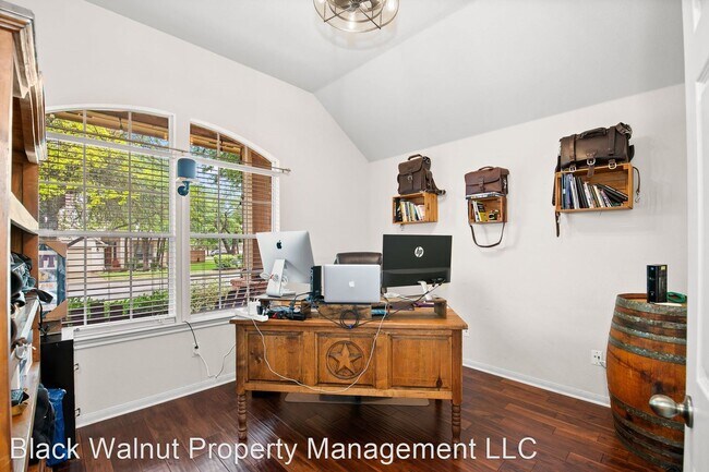 Foto del edificio - 4 br, 3 bath House - 3752 Pine Needle