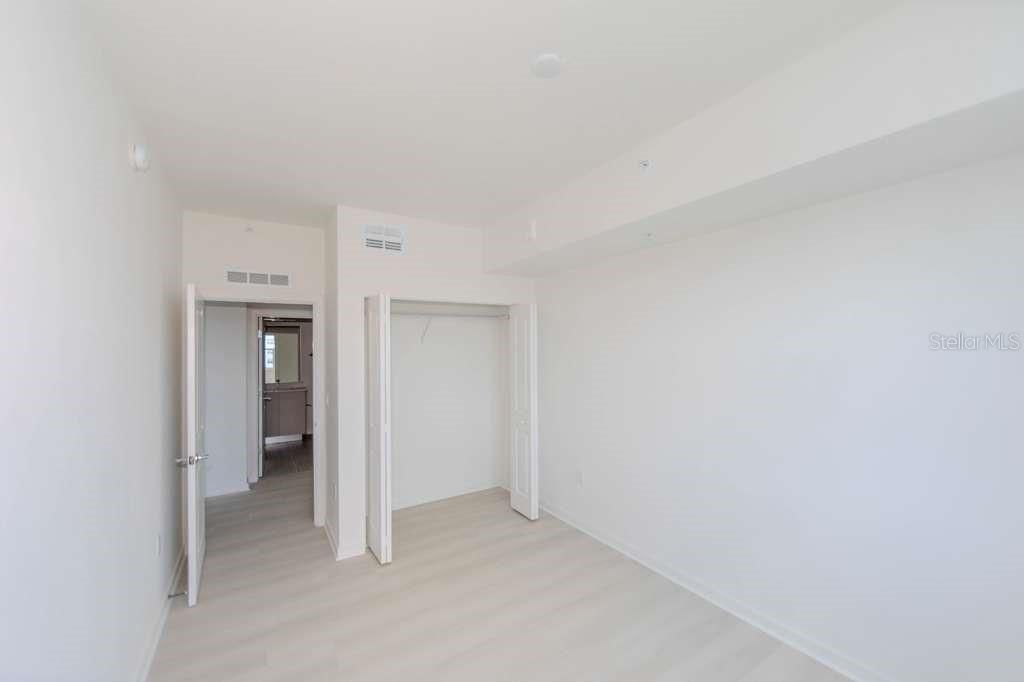 Foto del edificio - 5579 Millenia Park Blvd