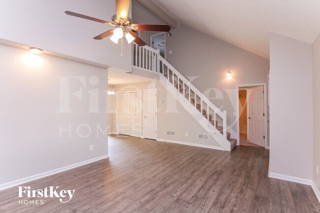 Foto del edificio - 5417 Hulsey Cir