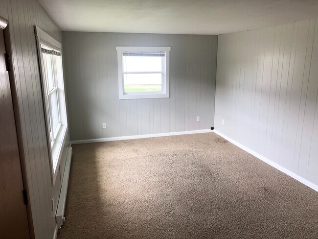 Foto del edificio - 719-721 E. Monroe