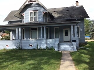 Primary Photo - 203 Robert St