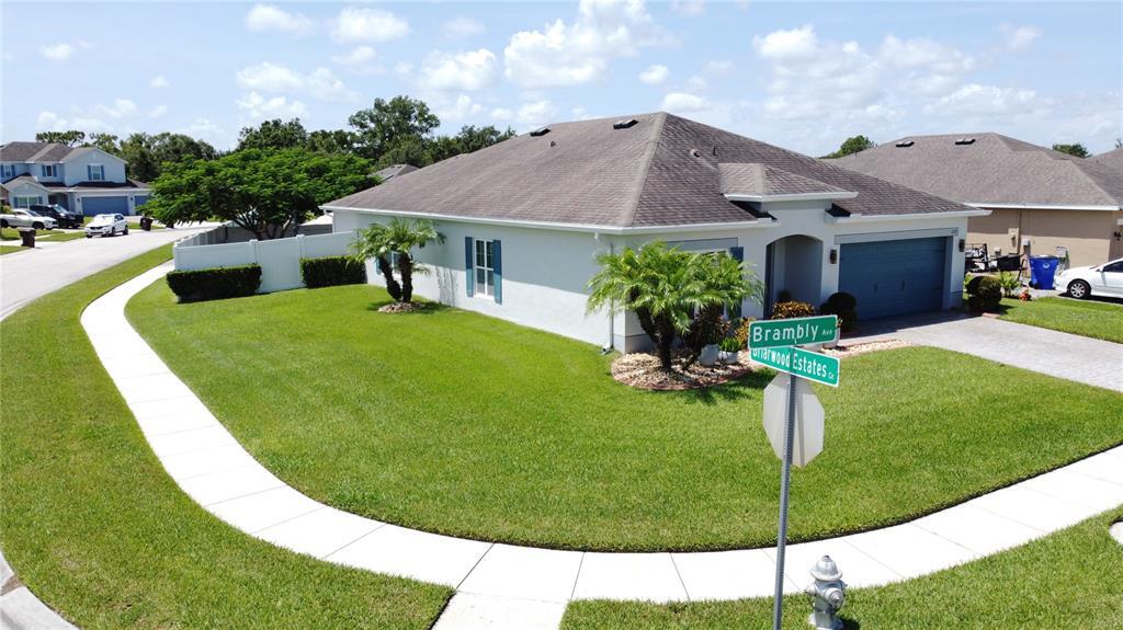 Foto principal - 3729 Brambly Ave