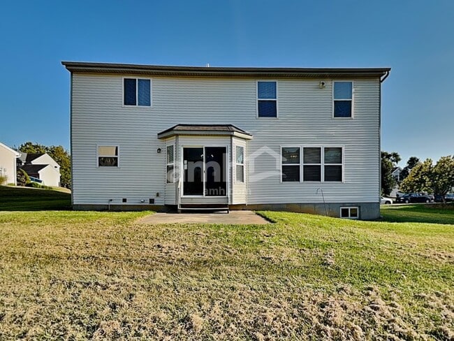 Building Photo - 10742 Stone Ridge Way