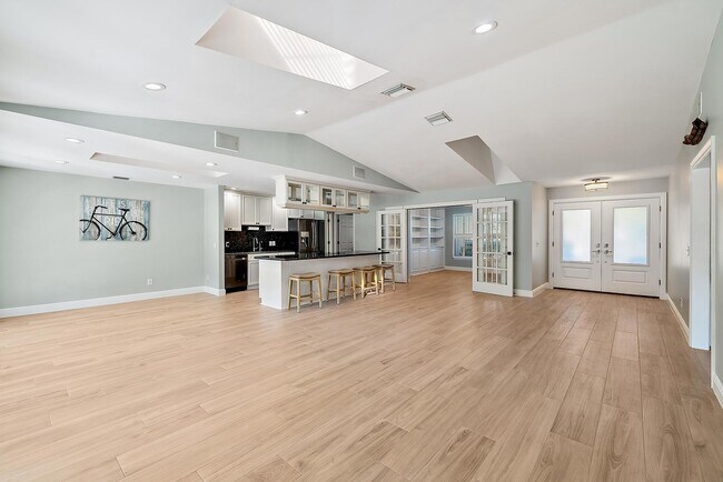 Building Photo - 1260 SW 25th Ln