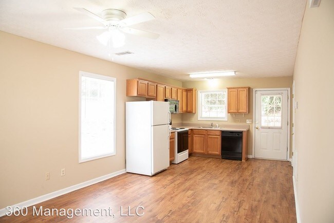 Building Photo - 467-469 Taleeda Ct