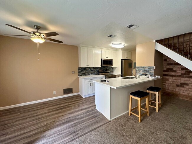 Foto del edificio - Cozy 2 Bedroom 1 Bath Unit Union City!