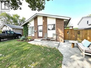 Building Photo - 3217 Aurora Dr