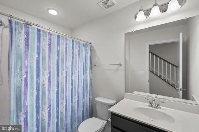 Foto del edificio - 17357 Redshank Rd