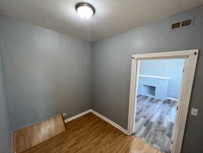 Building Photo - 2701 E 75th Pl