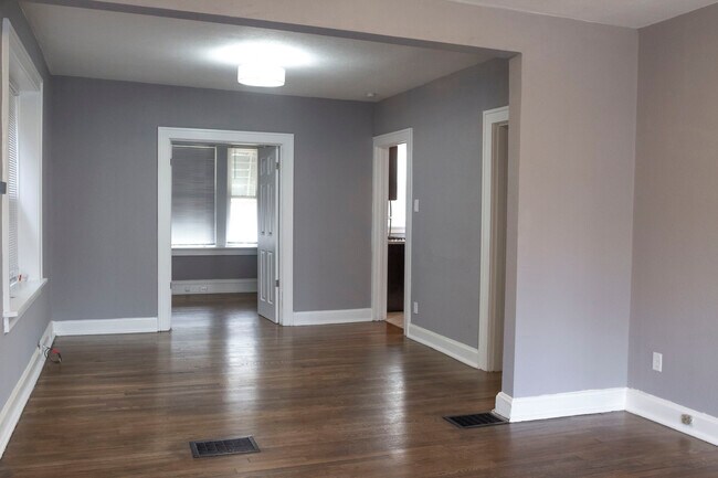 Building Photo - 4626 Wilcox Ave