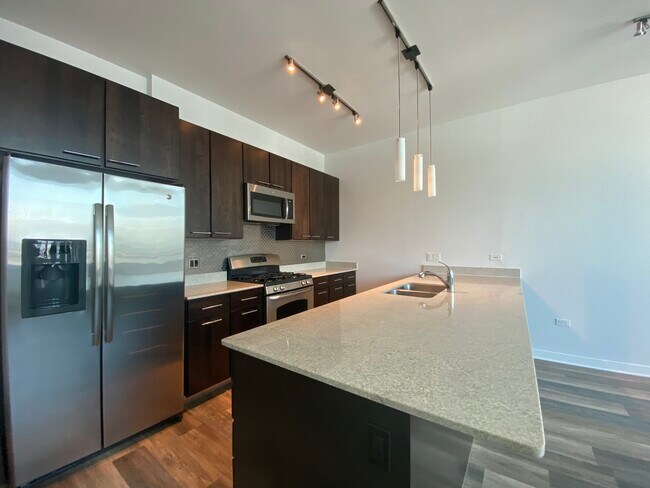 Foto del edificio - 600 N Kingsbury St
