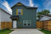 Foto principal - 8210 Sparta St