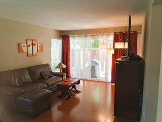 Building Photo - 35 Massolo Dr