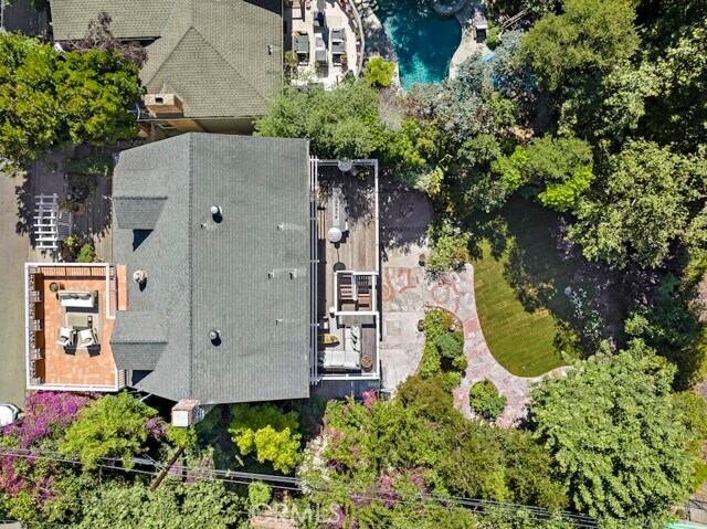 Building Photo - 994 Bluebird Canyon Dr