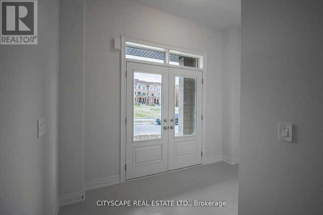 Photo du bâtiment - 2876 Shortreed Gdns