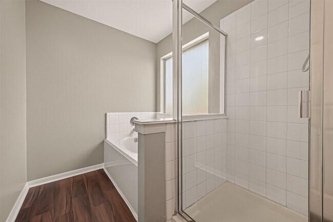 Building Photo - 6542 Carly Park Way